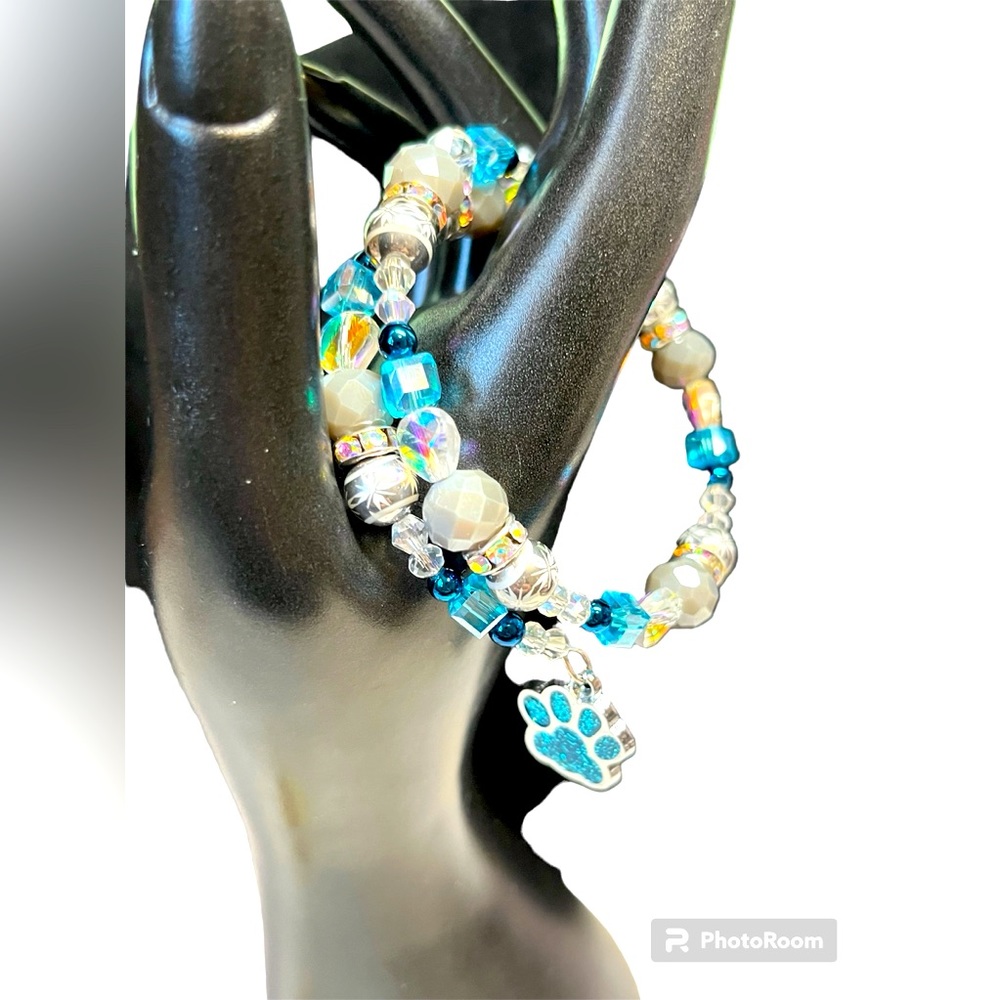 🦋dog mom Memory wire cuff bracelet